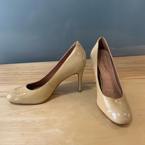 Corso Como heels - size 7 - beige